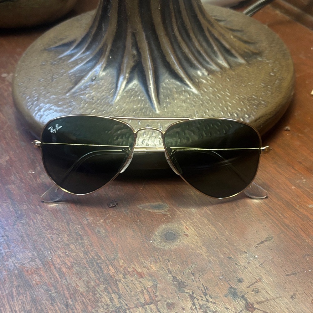 Ray-Ban Gold Frame Aviator Sunglasses